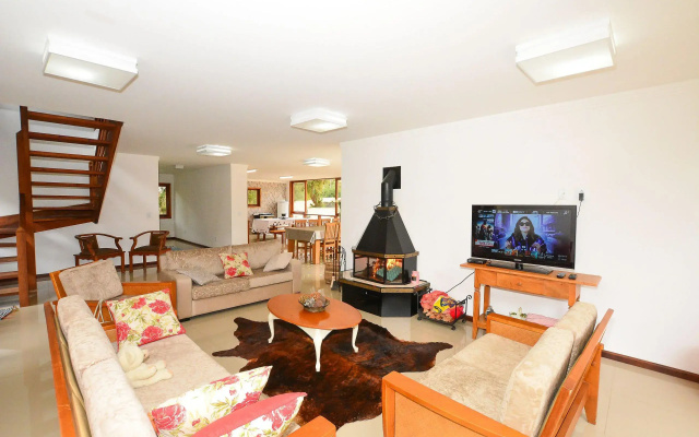 Linda e espaçosa casa em Monte Verde
