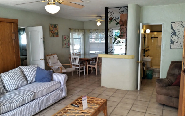 The Pelican Key Largo Cottages