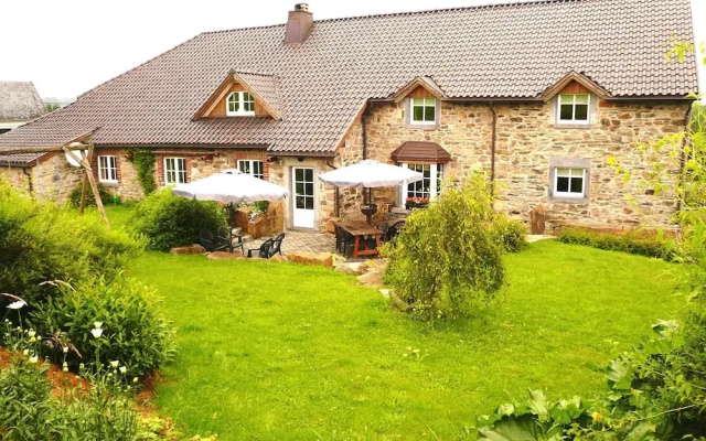 Rustically Decorated Farm With Many Facilities