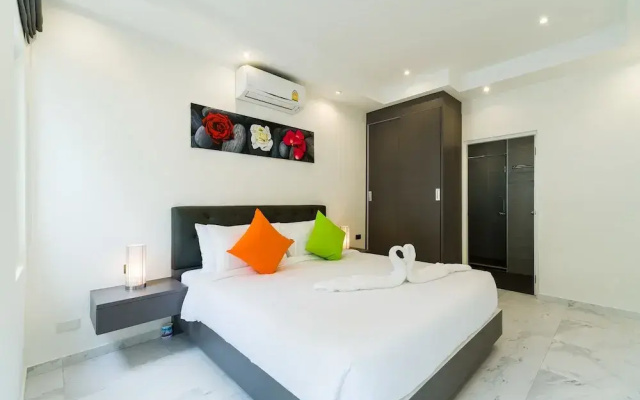 Luxury Pool Villa 54