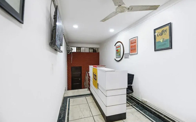 Fabhotel Golden Key Inn