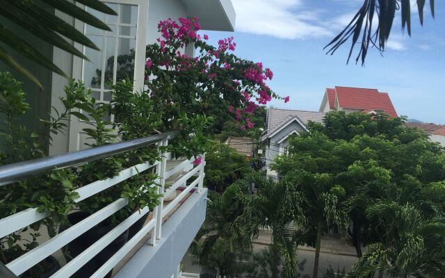Отель The Moon Villa Hoi An вид на фасад