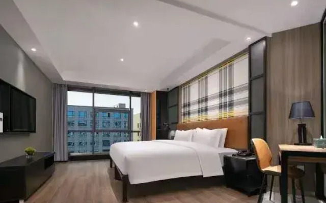 Xianglin No.1 Hotel (Changsha Medical College Hunan University of Commerce)