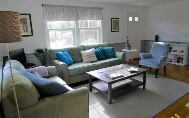 279 Alden - 3 Bedroom House