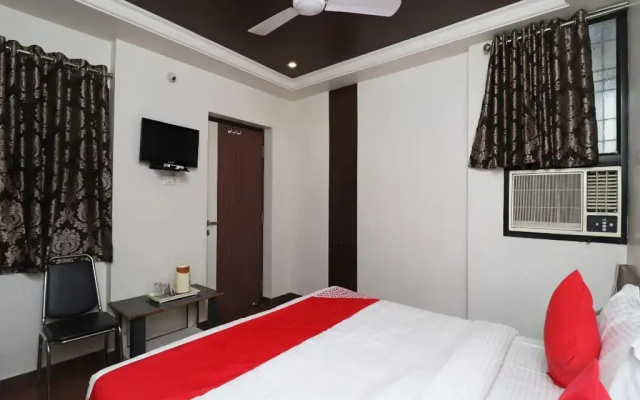 Hotel Tulis by OYO Rooms