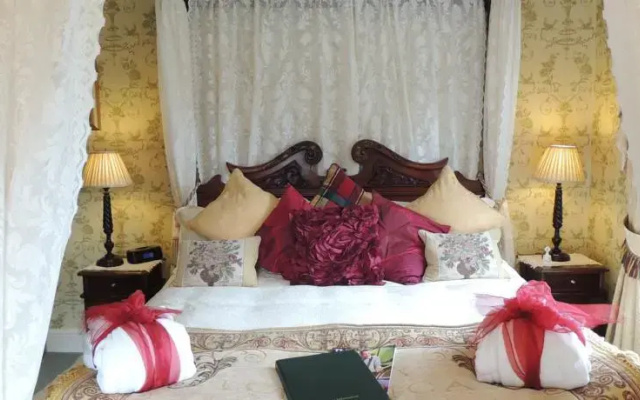 Moorlands Country House