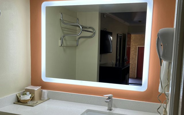 Rivera Inn & Suites Motel Pico Rivera