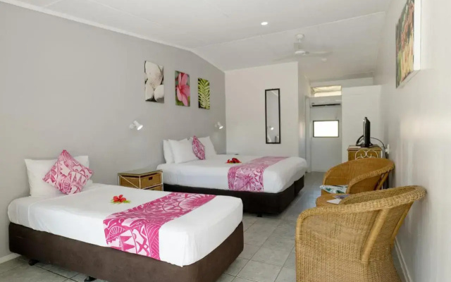 Club Raro Resort