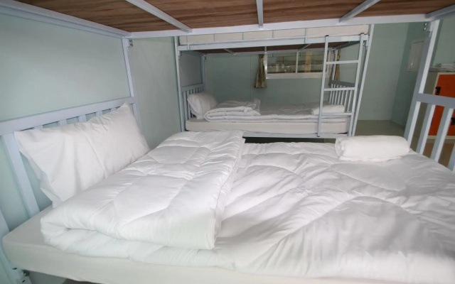 Angel Service Apartment Patong Beach