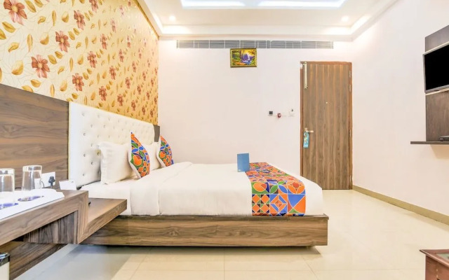 FabHotel Heaven Grand