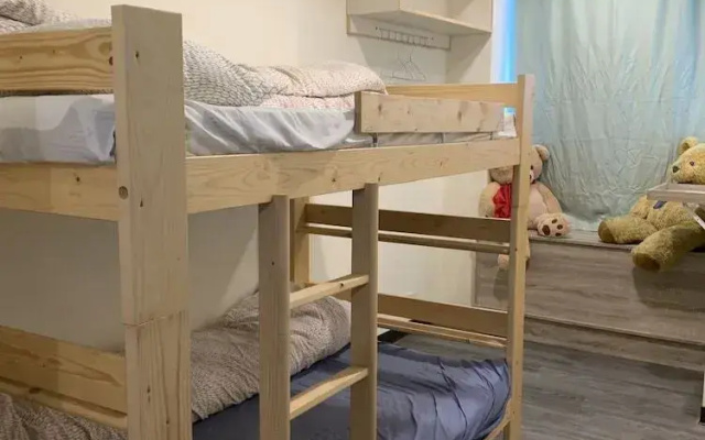 Corner 284-Hostel