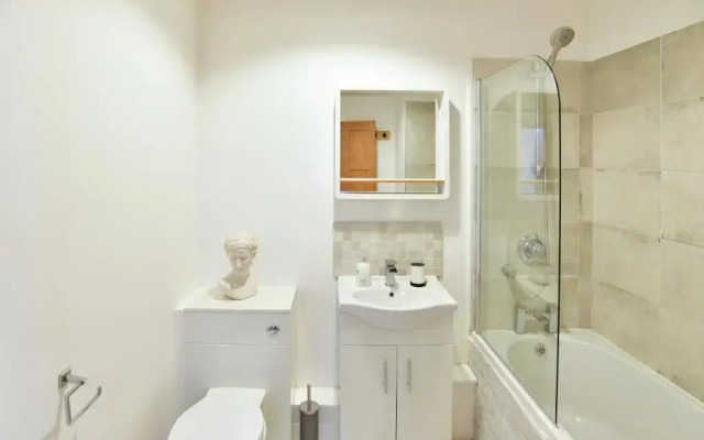 31 Cambrian Place, Swansea - Guest Homes