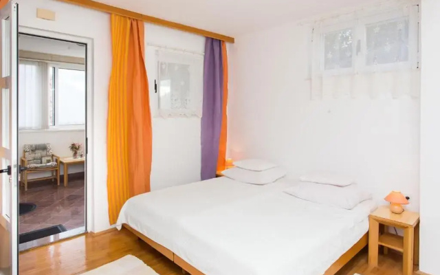 Apartment Dorina