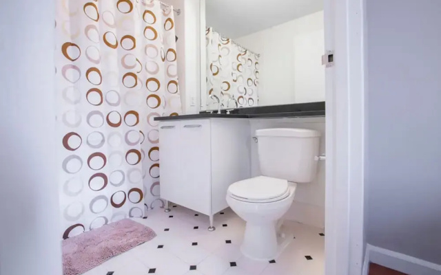 Fully Furnished Studio Apartment