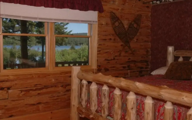 Raquette Lodge