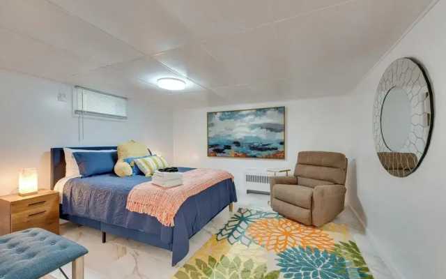 1 Mi to Downtown: Salem Vacation Rental!