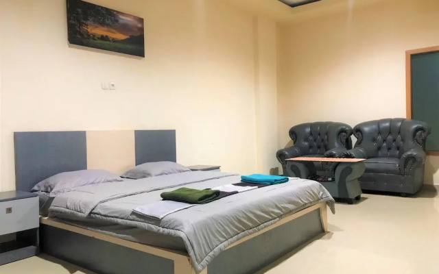 MS Hotel Pinrang Mitra RedDoorz