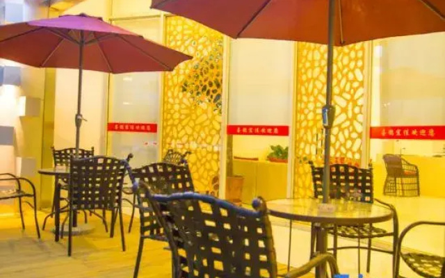 Xiangcheng Xizhang Yijia Hotel