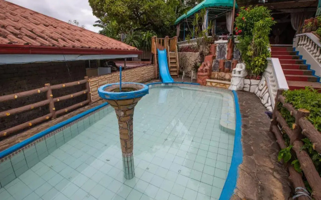 OYO 588 Sunrock Resort