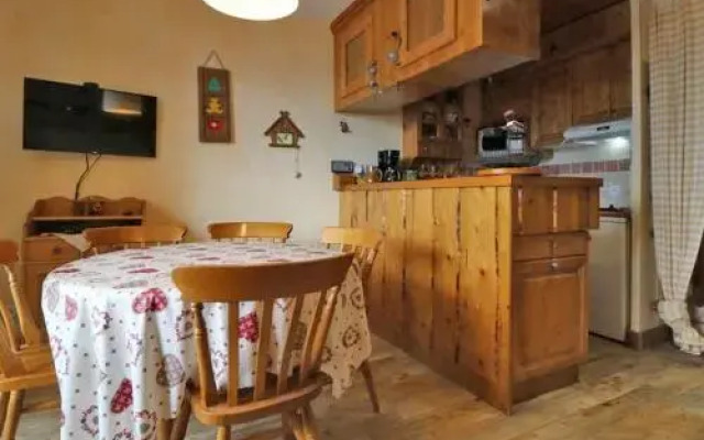 Apartment Les Chalets Du Valai 4