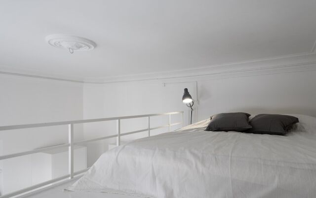 Отель EasyHomes Helsinki Erottaja 1 комната для гостей