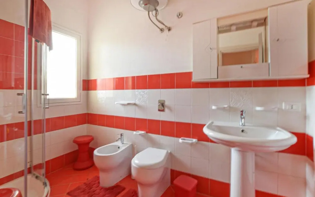 Beautiful Home in Pachino With 3 Bedrooms and Wifi