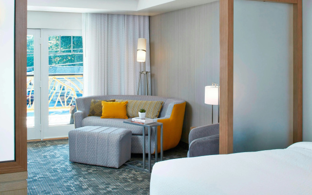 Courtyard by Marriott Lake George