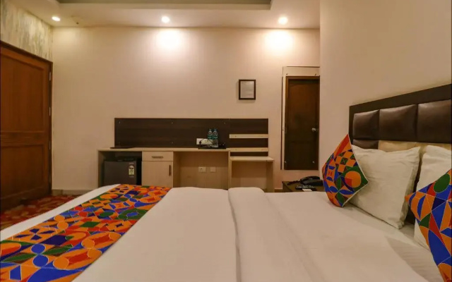 FabHotel Qotel Nirvana Suites