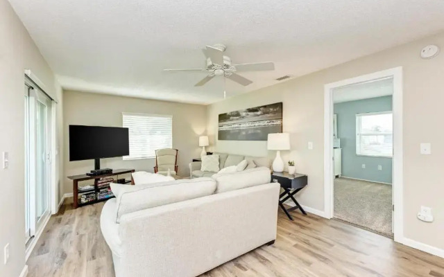 Anna Maria Island Beach Palms 8B