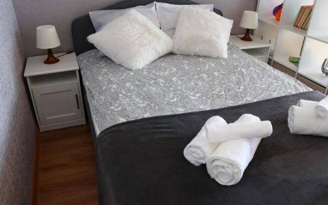 Crystal Apartment
