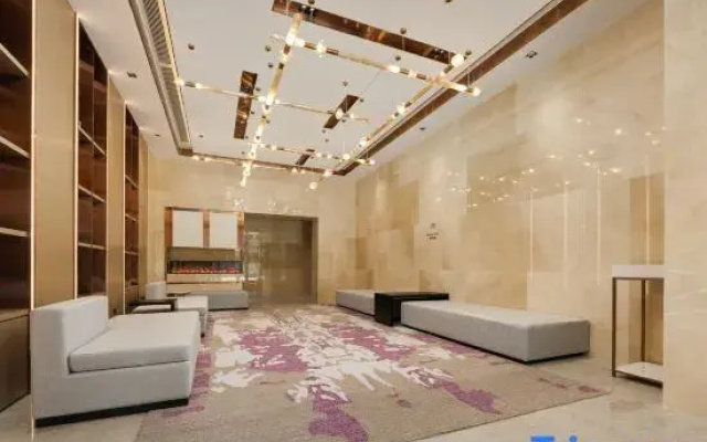 Lavande Hotel (Xixiu Beach, Binhai Avenue, Haikou)