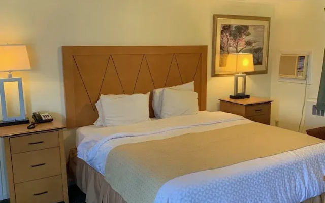 American Inn Lee