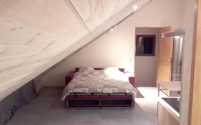 Studio in Saint-jean-d'arves, With Wonderful Mountain View, Furnished