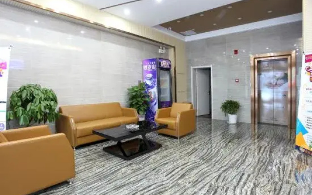 Jichu Chain Hotel Jingzhou Daqing Road