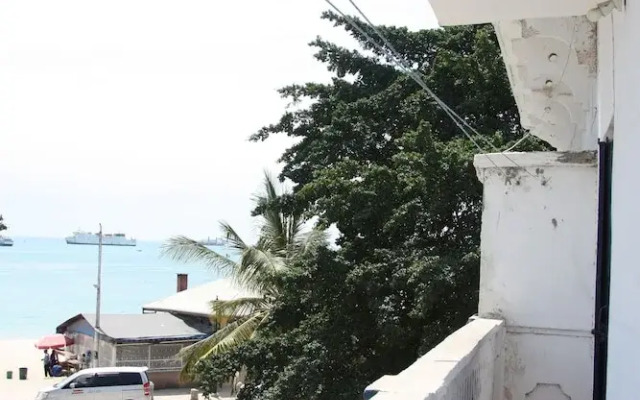 Mamdali Guest house