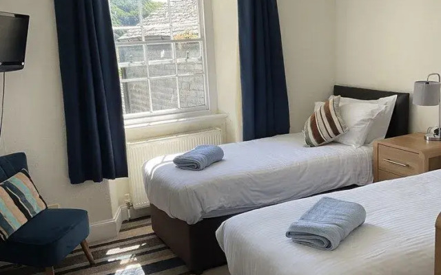 Number 52 Bed & Breakfast