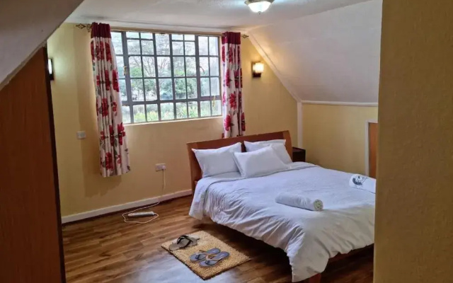 Lux Suites Weavers Haven Guest House