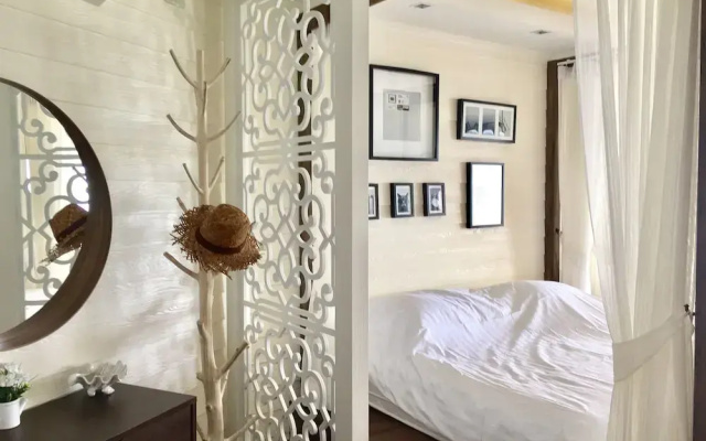 Sandy Beach Condo 17D