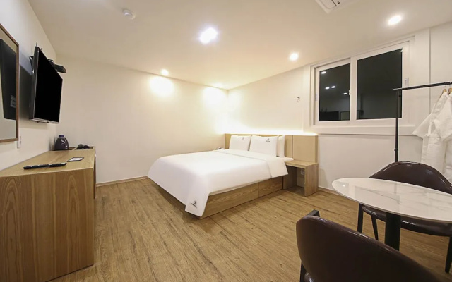 Busan Seomyeon Broa Hotel