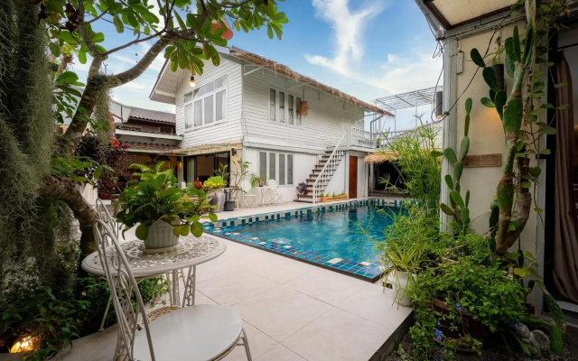 Pool Villa 451