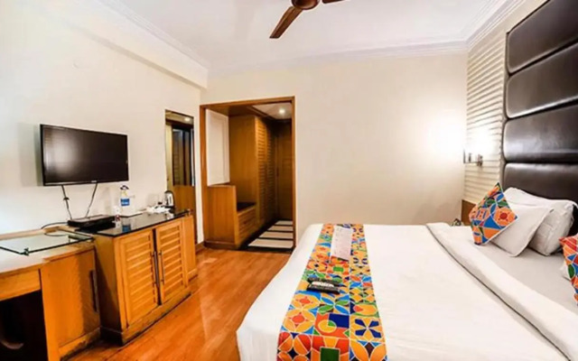 Fabhotel Bmk Grand
