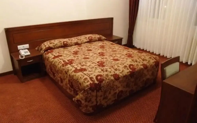 Sarp Hotel