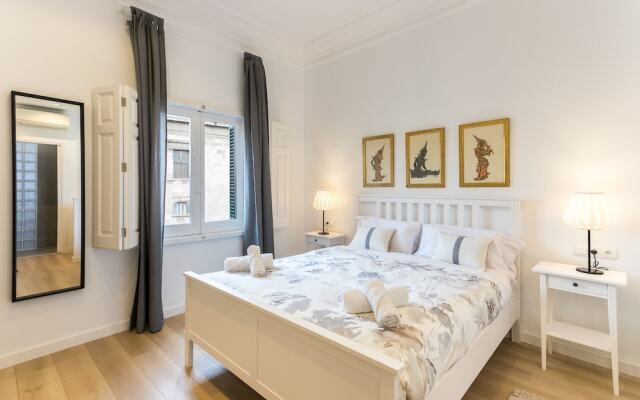 Отель ApartUP Palace House комната для гостей