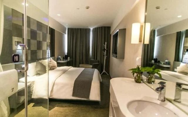 Zsmart Hotel