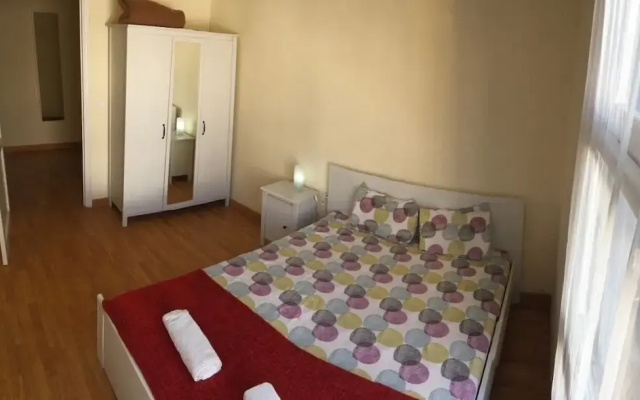 Cesar Apartment
