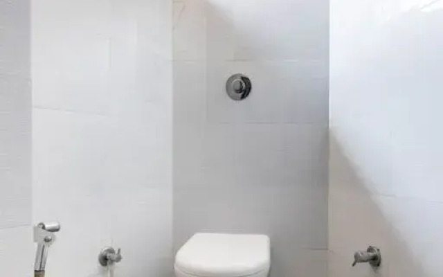 SVR Hotel & Banquet by OYO Rooms