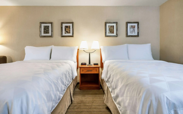 Allure Hotel & Conference Centre