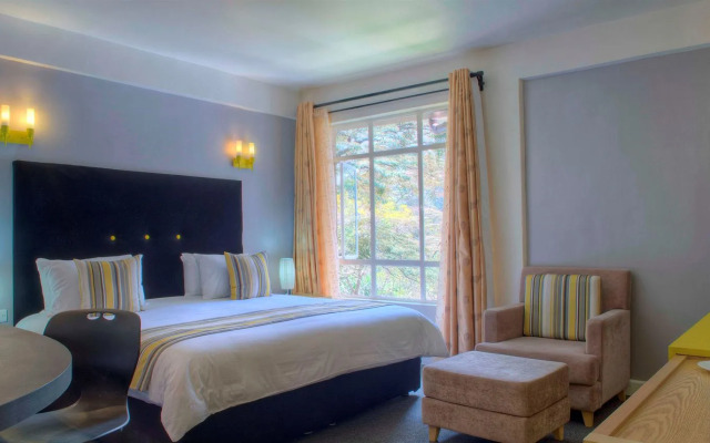West Wood Hotel