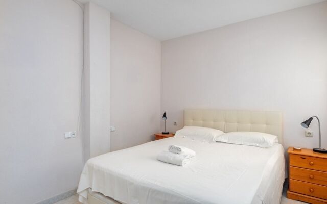 Апартаменты Central Gem Apartment Near the Beach Ref 134 Фуэнхирола