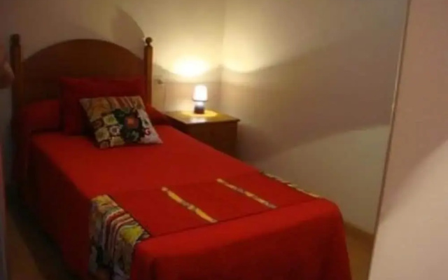 Santiago de Compostela 100068 4 Bedroom Apartment By Mo Rentals